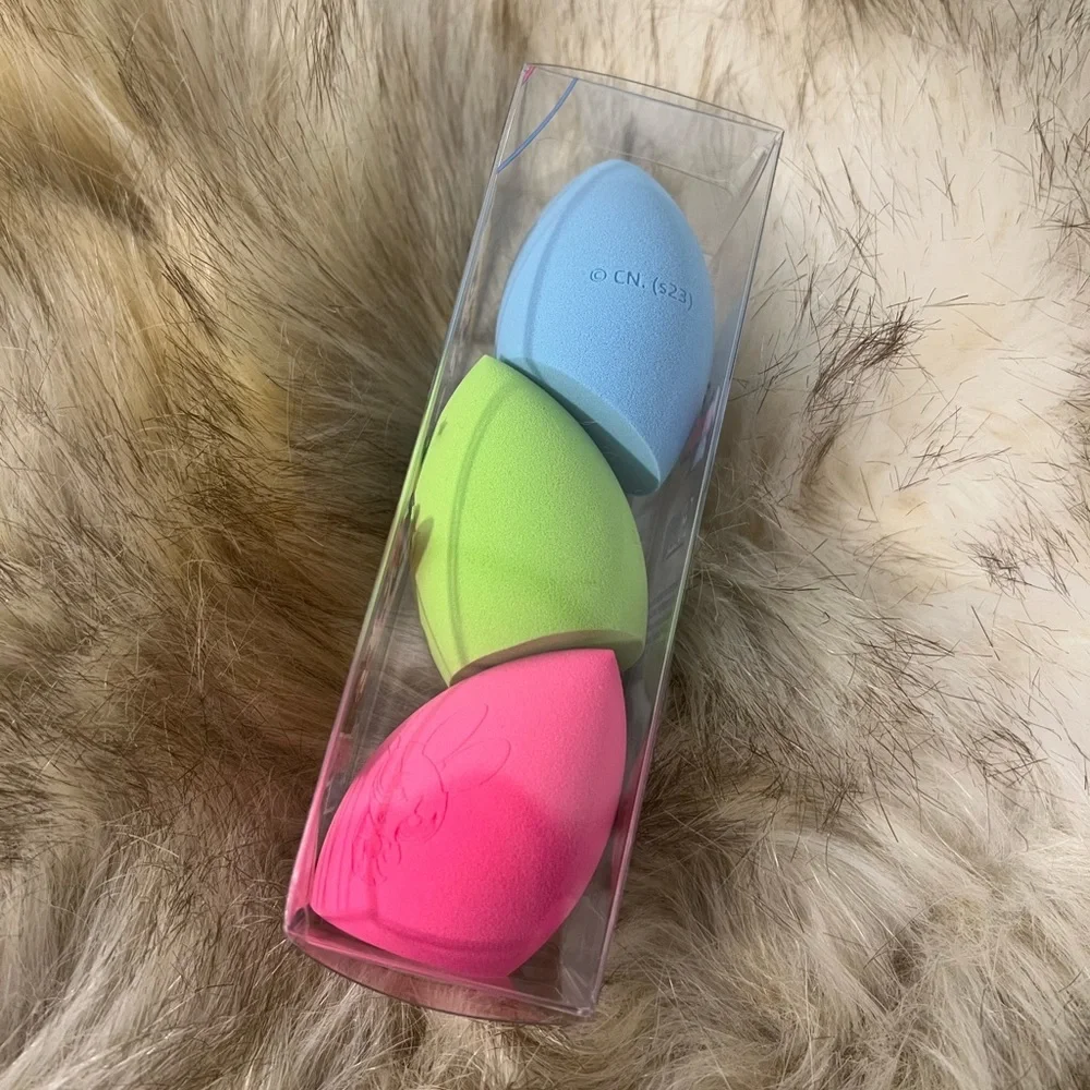 ‼️FINAL‎ SALE‼️✨LIMITED EDITION BEAUTY BLENDER PACK OF 3✨